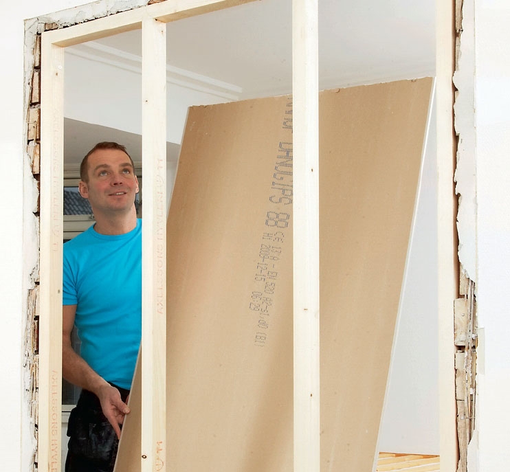 Ta bort dörren och res en vägg