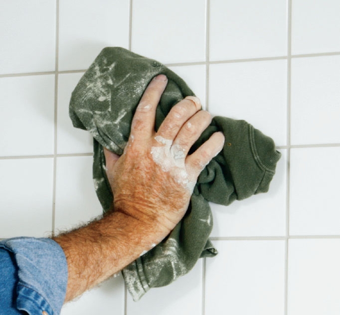 Laatoitus vanhan laatan päälle