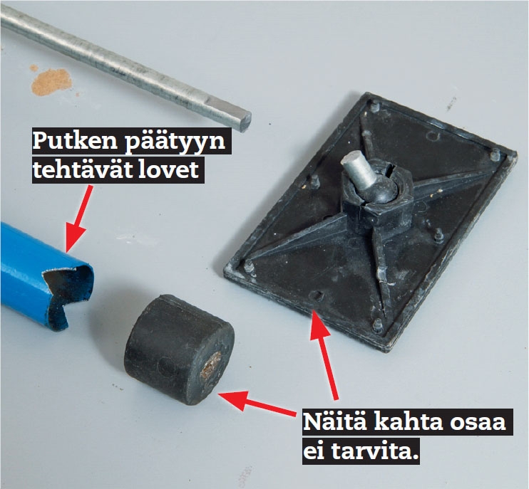 Levyhissi: Leikkaa rautasahalla kiristys-tangon alusta irti tangosta.