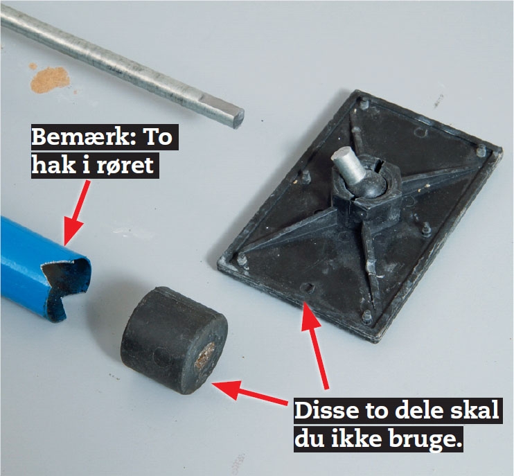 Gipshejs: Med en nedstryger skærer du støttepladen af stangen på spændestøtten.