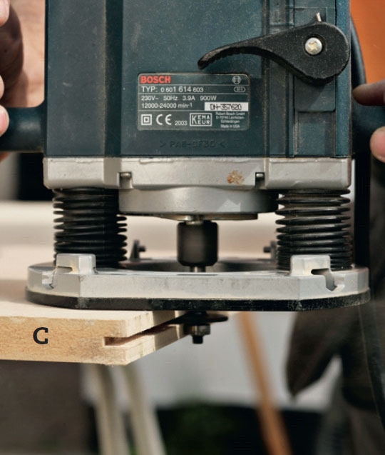 Låga skjutdörrar snedtak