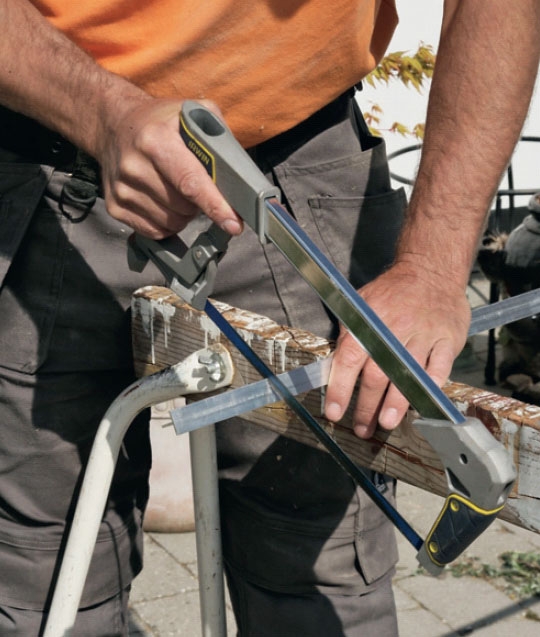 Låga skjutdörrar snedtak