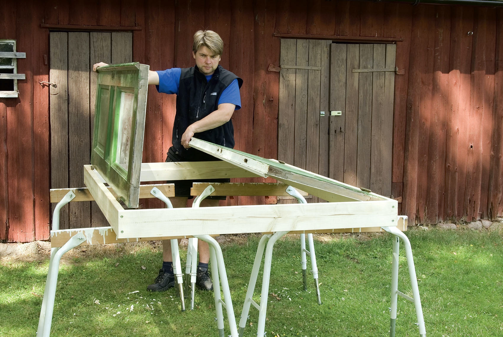 Uusi karmi vanhaan oveen