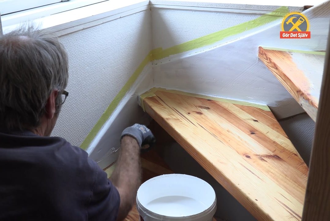 Skarp färgkant i invändiga hörn