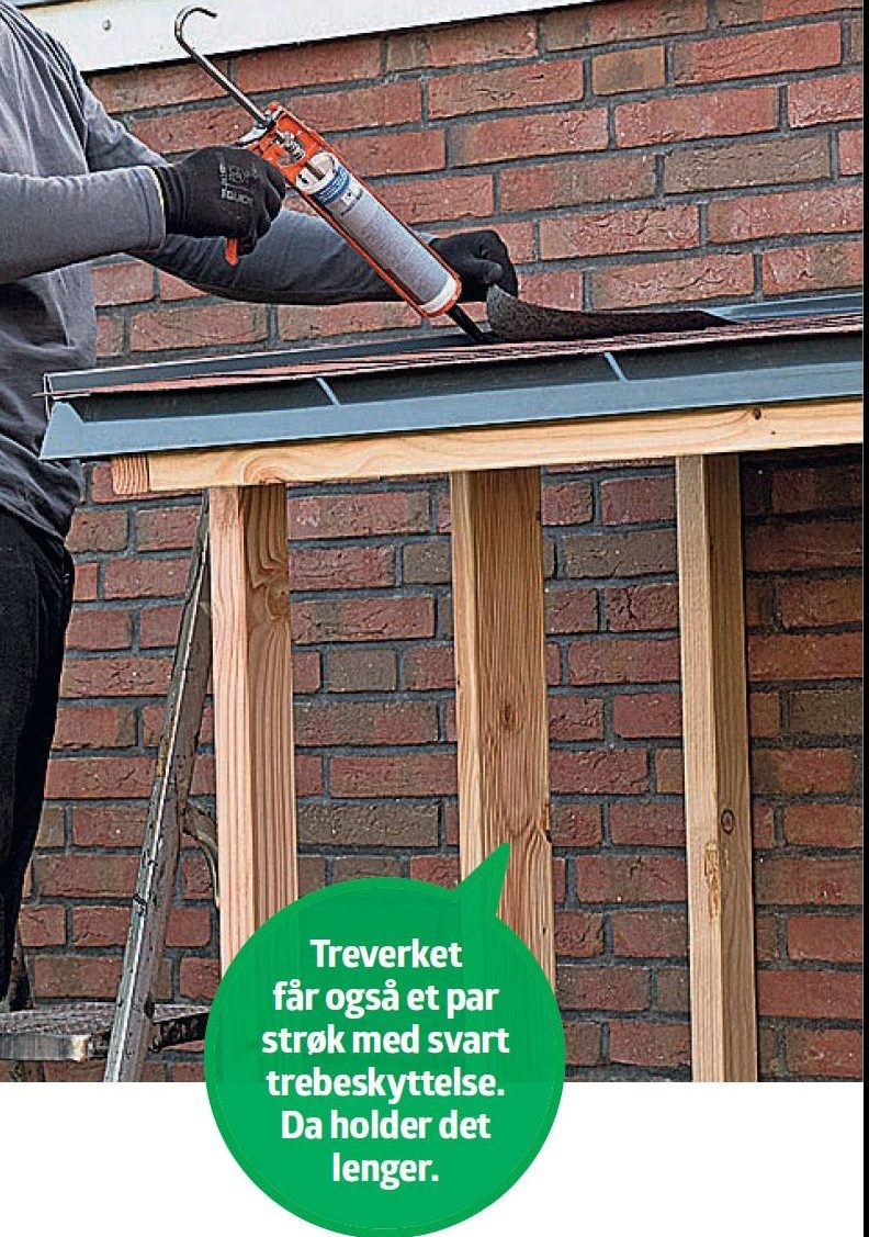 Bygge vedskjul: Det legges taklim