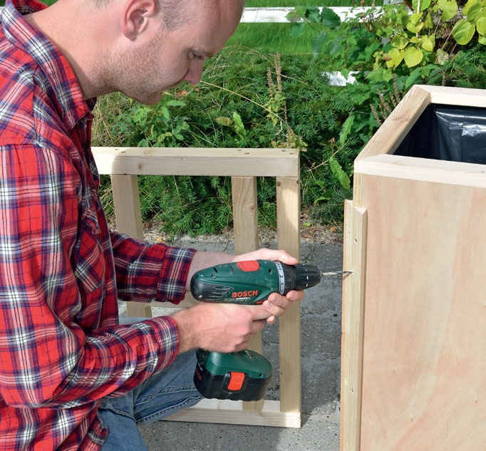 Puiset kukkapylväät