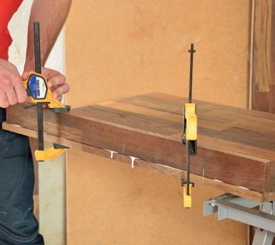 Nye trappetrin i træ: Spænd delene sammen