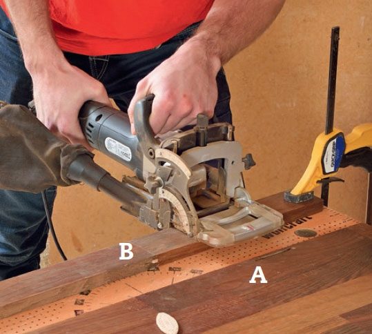 Nye trappetrin i træ: Fræs spor til fiskene