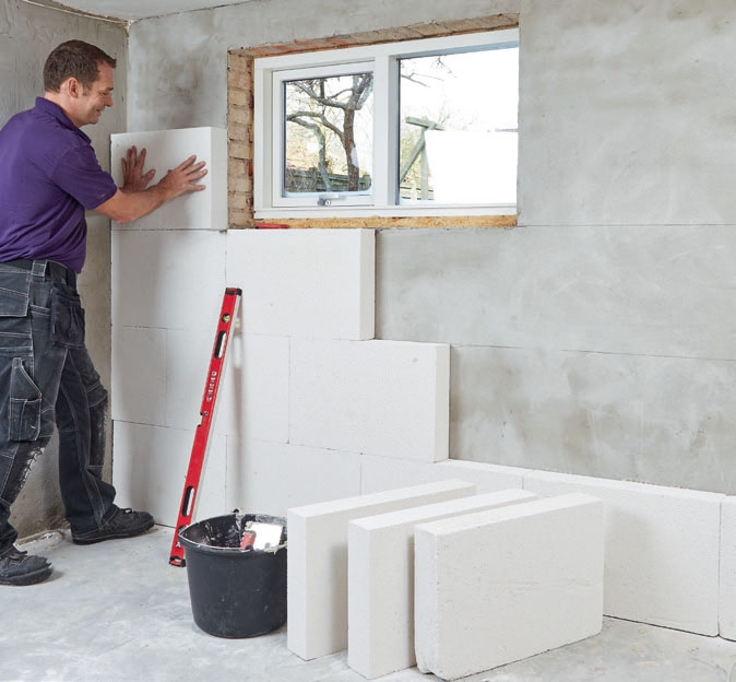 Isolera källare: Fortsätt uppsättningen av blocken