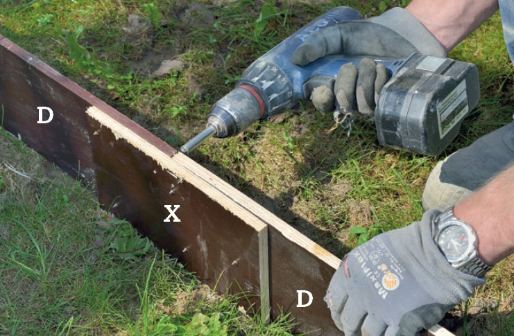 Spejlbassin: Yderformens langsider samles