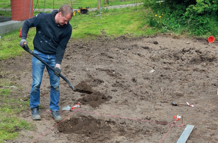 Hagedam kar: Hullet graves ut.