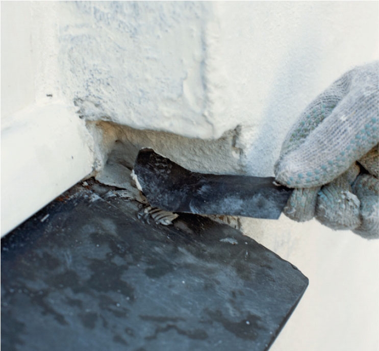 Gjør klar et stykke takpapp