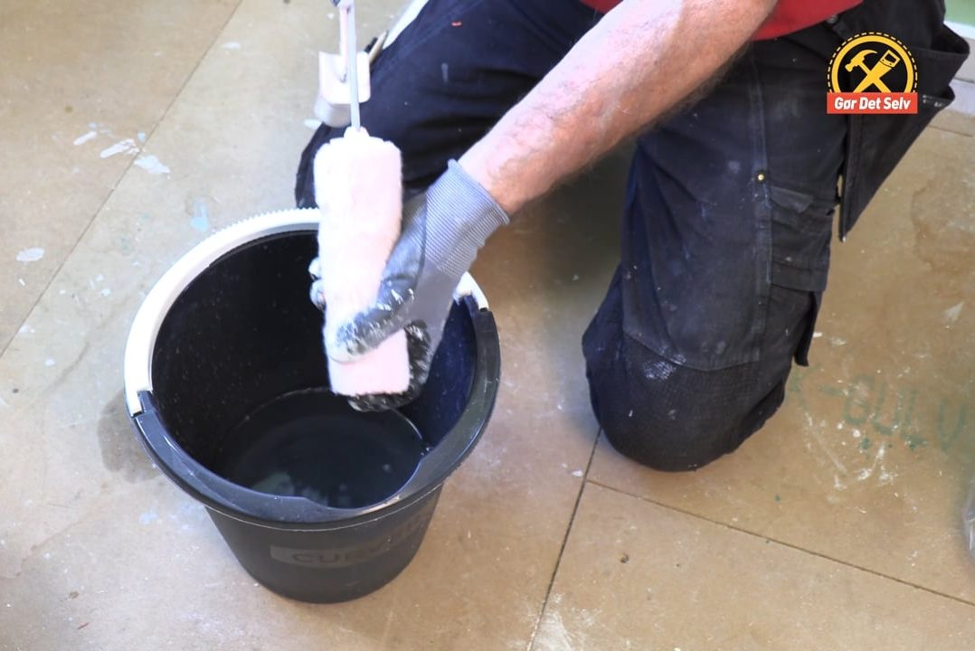 Vask den nye malerrulle