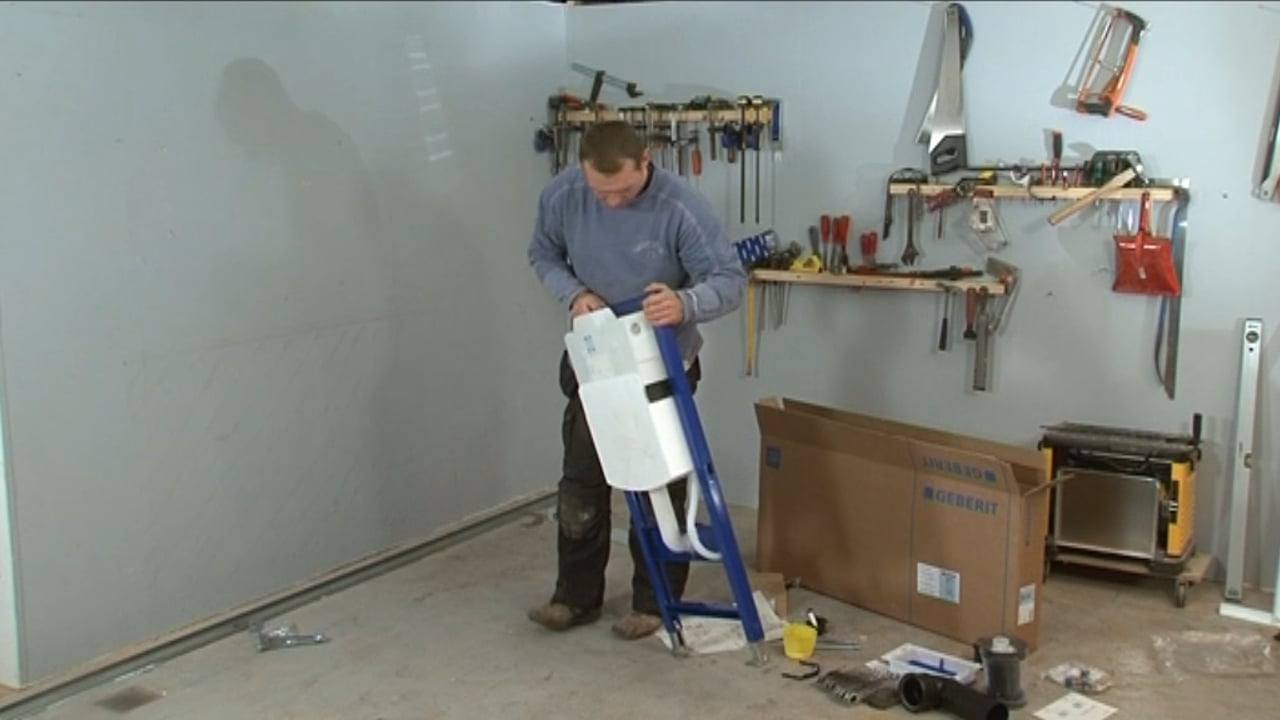 Bygga låda vägghängd toalett