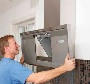 Hiljainen liesituuletin: Ripusta kehys paikalleen suo juk-seen