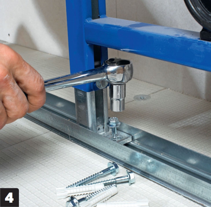 Væghængt toilet montering