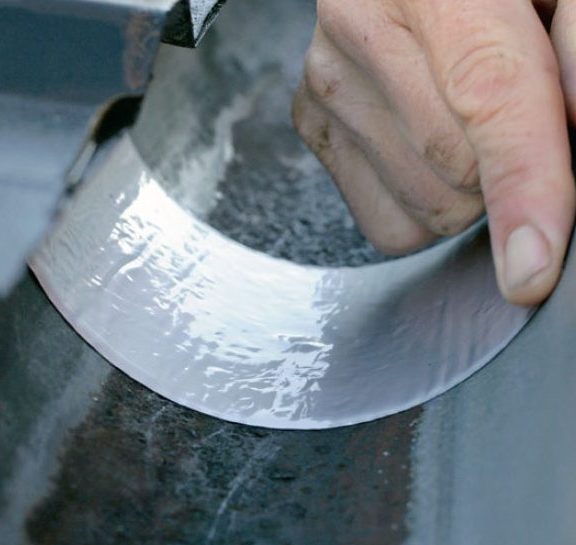 Otäta hängrännor: Tejp eller plåster