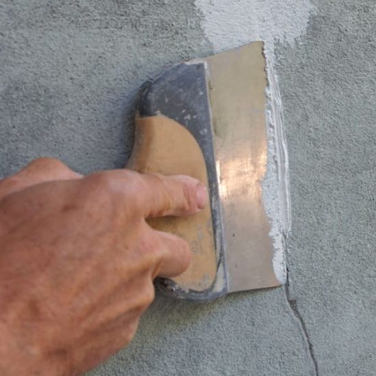 Sprickor i puts utomhus: Laga med reparationsbruk
