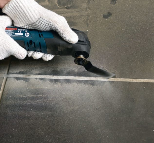 Haljenneet laatat ja klinkkerit: Aukaise laatan saumat