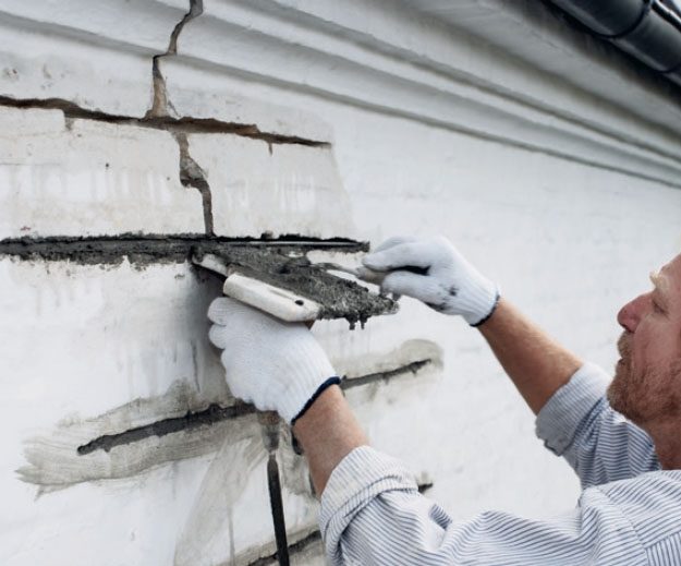 Tiiliseinän halkeamat: Asenna vaakasaumoihin raudoituste räk set