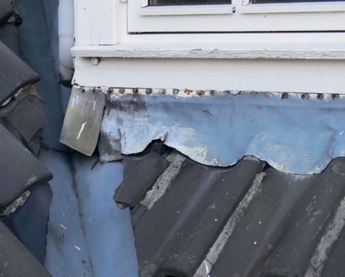 Revner i tagkonstruktion: Revner i inddækninger er kritiske
