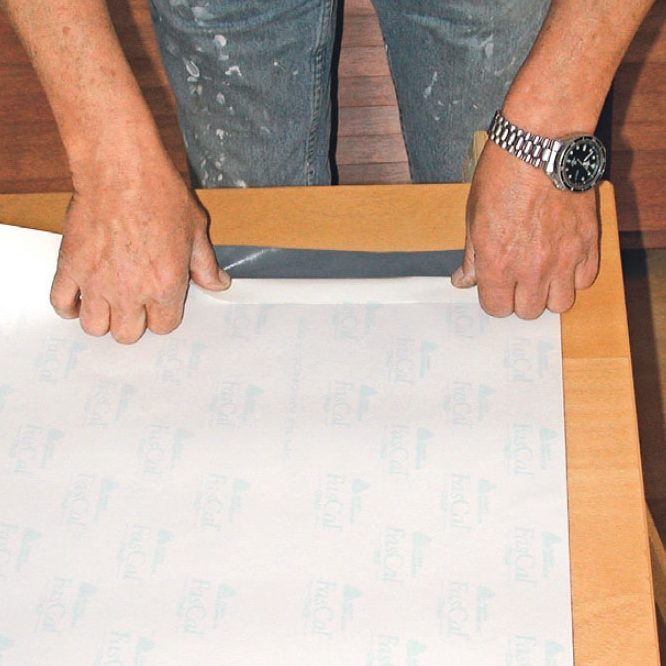 Keittiökaappien ovien kalvotus