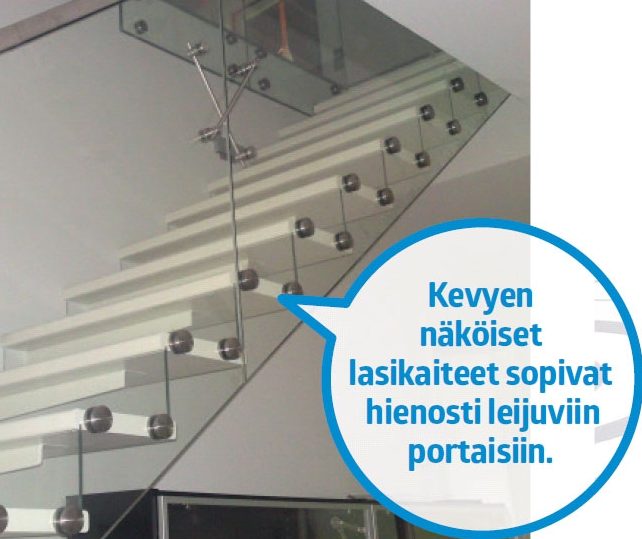 Leijuvat portaat: Kevyen näköiset lasikaiteet sopivat hienosti leijuviin portaisiin