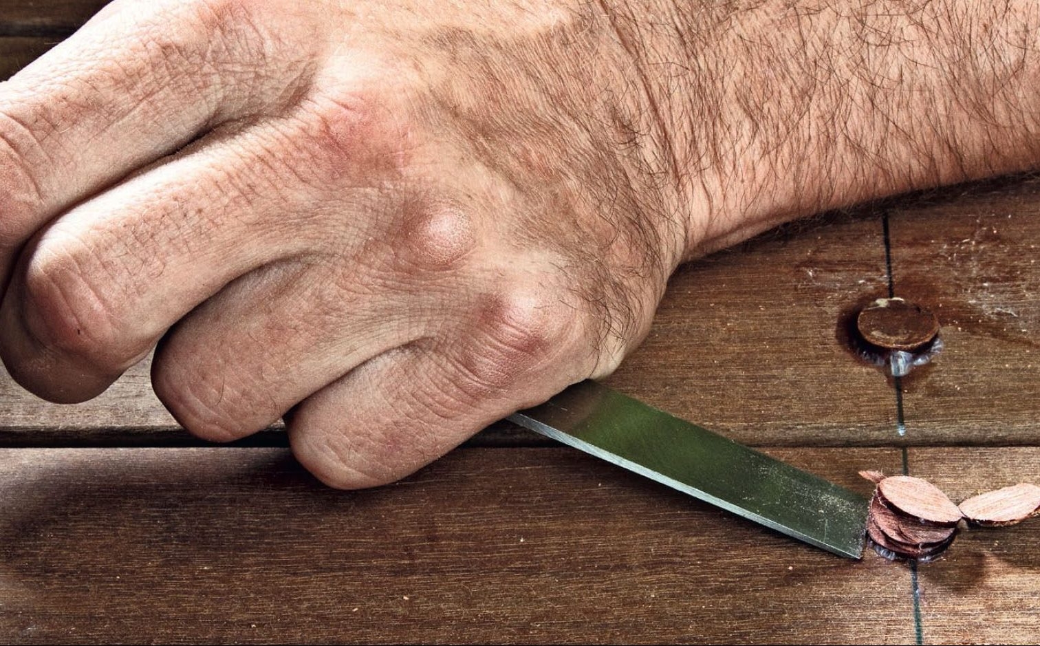 Skjulte skruer på terrassen