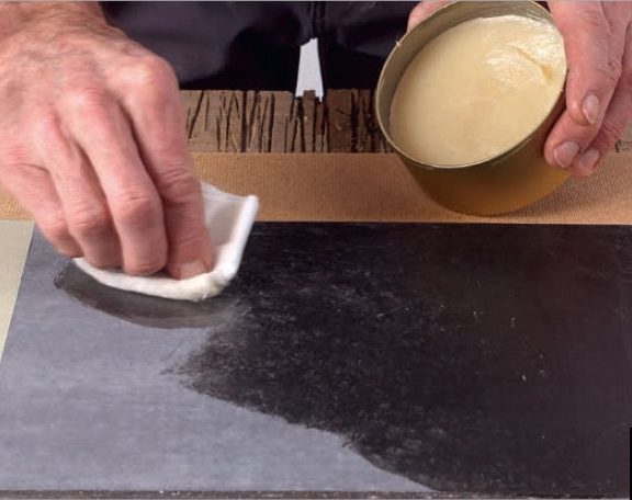 Sterke betongoverflater: Slik beskytter du effektivt