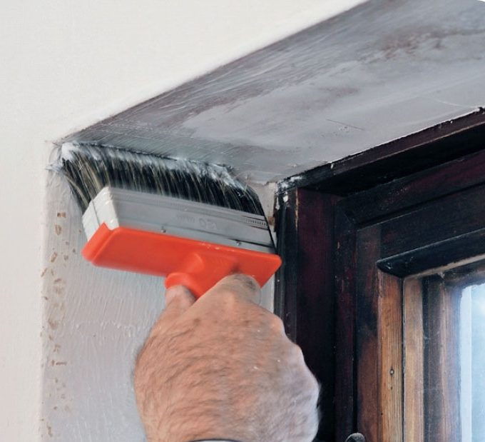 Tapetsering ind i vindue