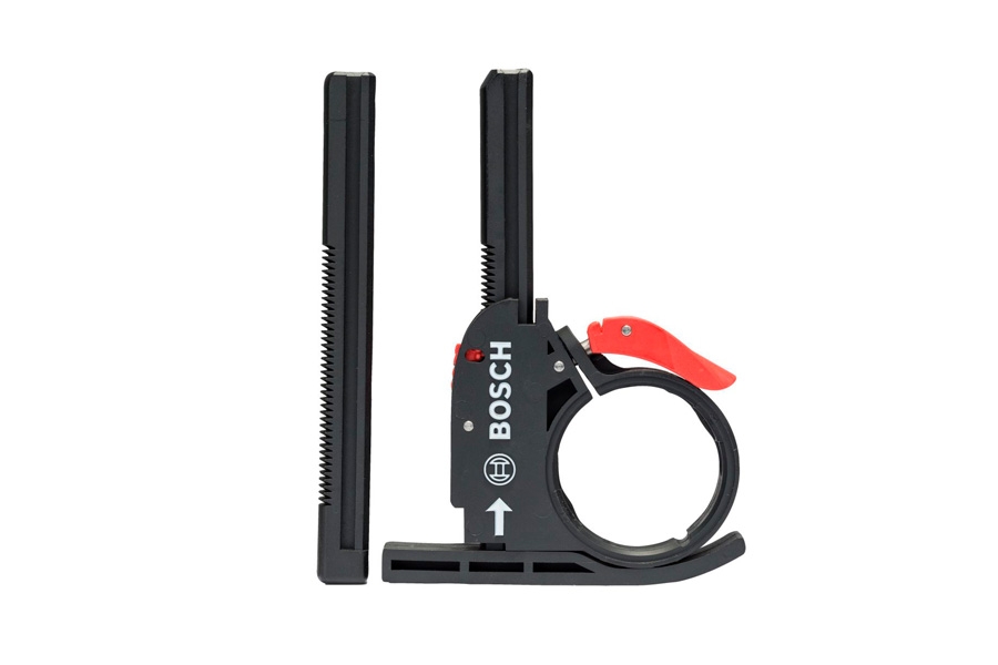 Den runda ringen spänns runt om multiverktyget. Då kan djupet ställas in steglöst.