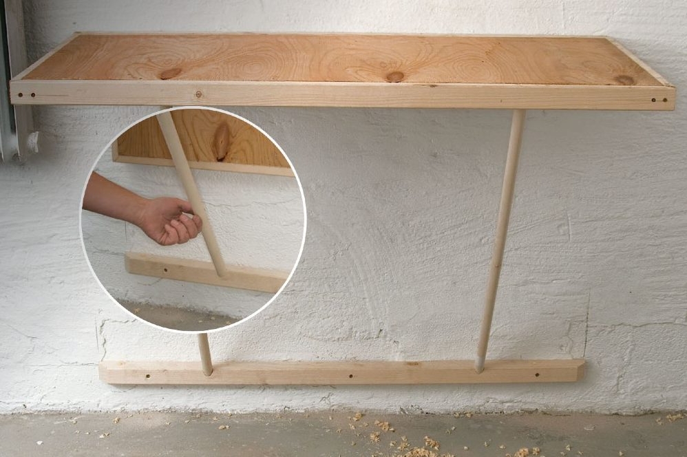 Hopfällbart bord i verkstad