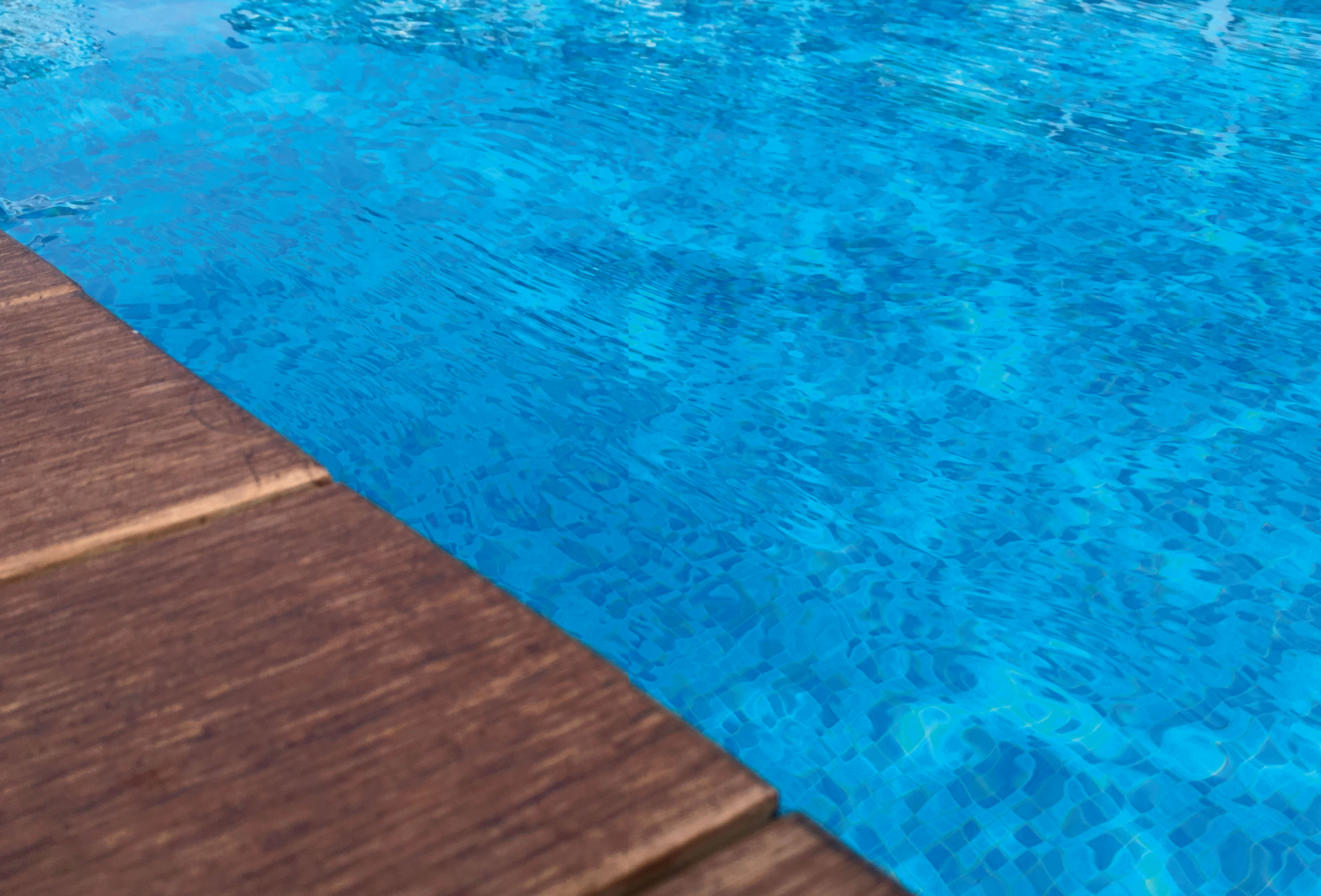 Swimmingpool på 3 budgetter