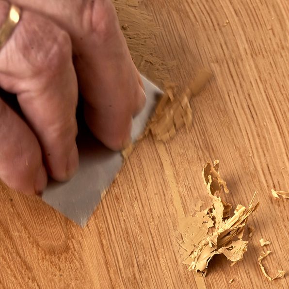 Spartling af revner i trægulv