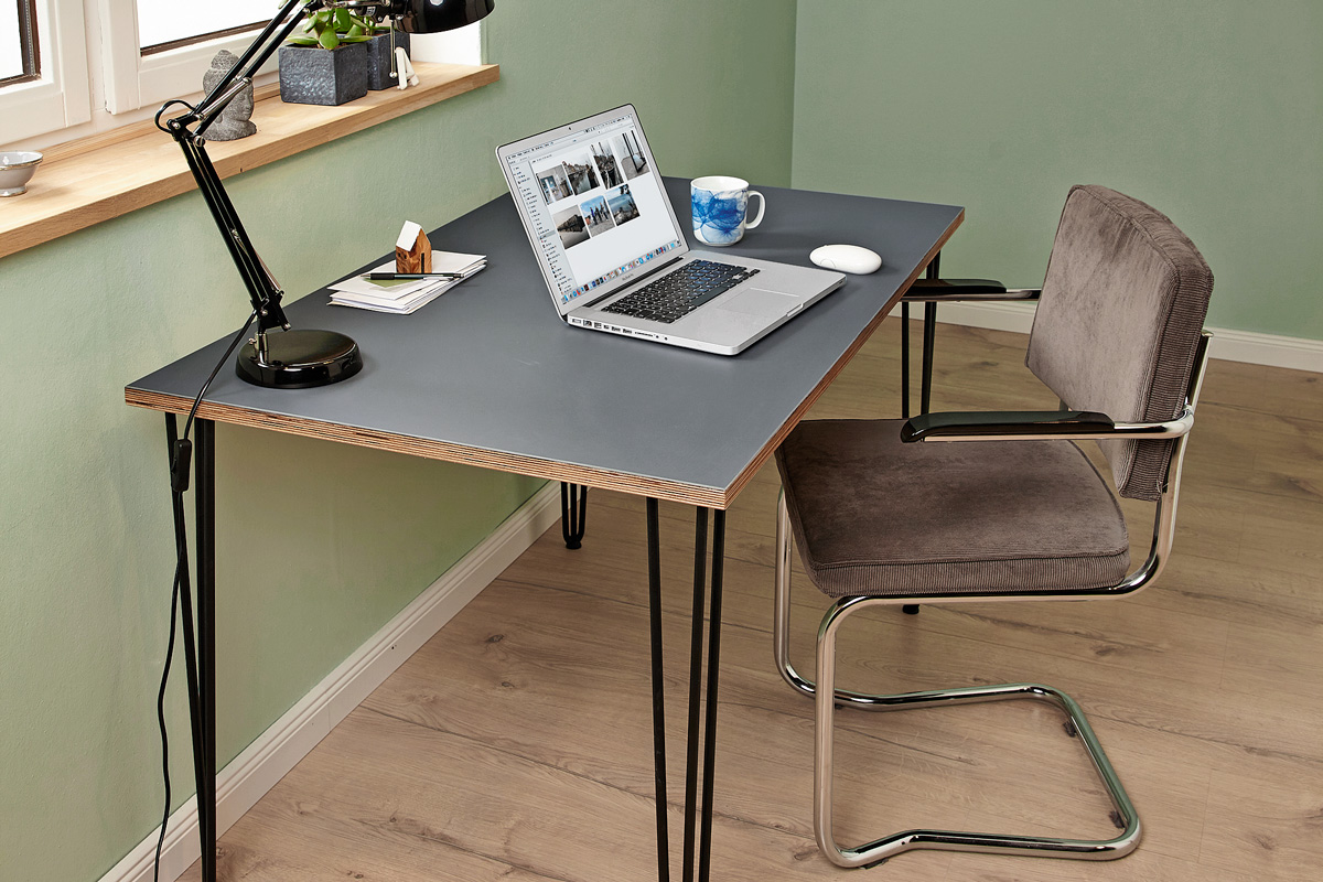 Linoleum på bordsskivan