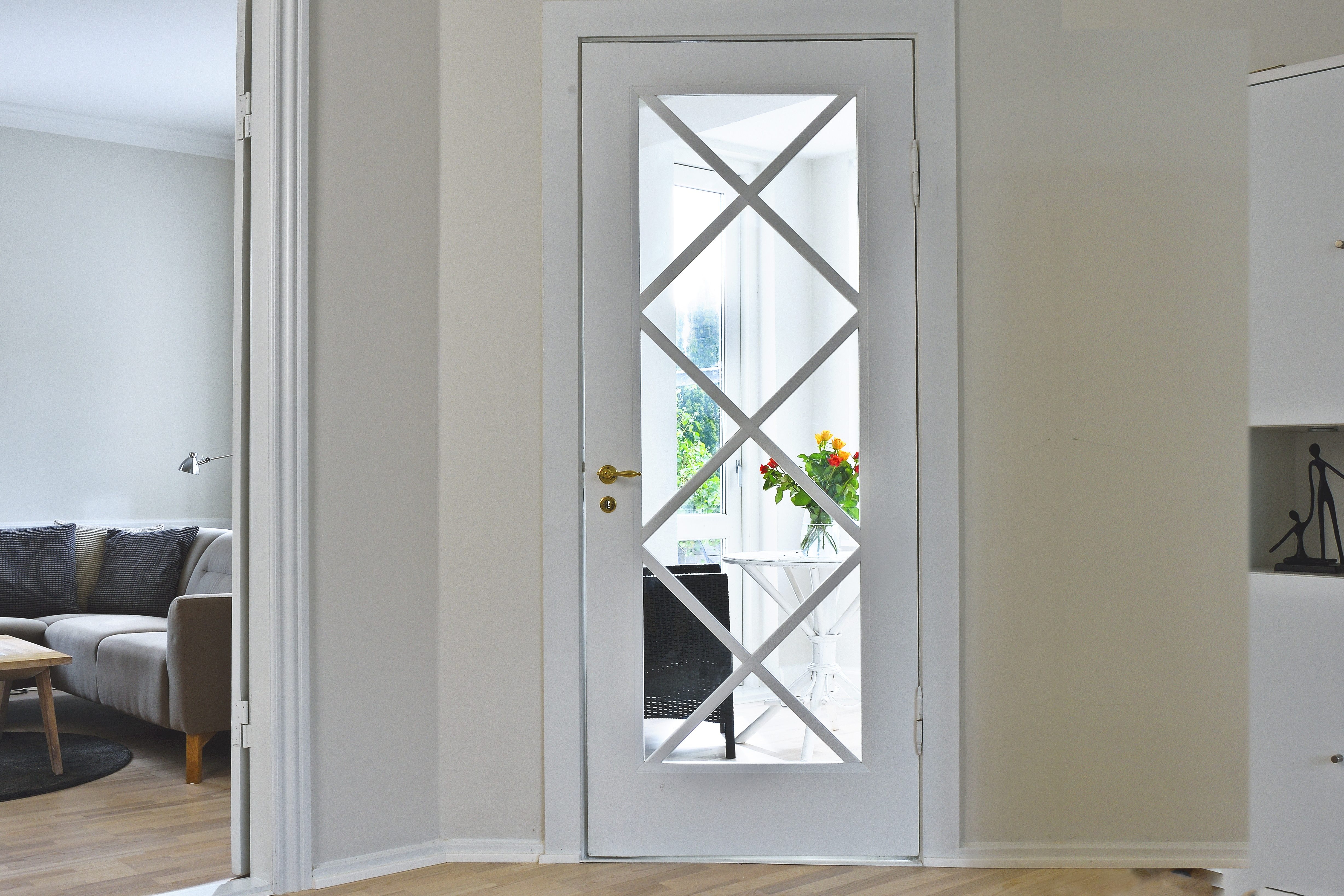 Fyldningerne er væk, og nu kommer der masser af lys ind.