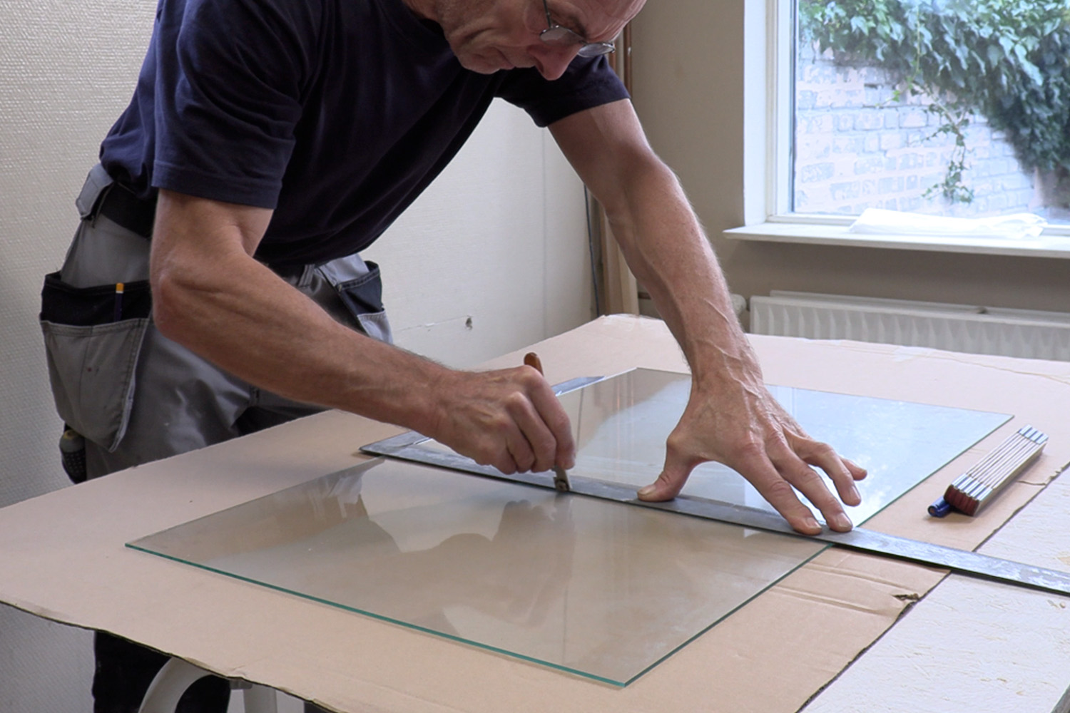 Så här skär du själv i glas