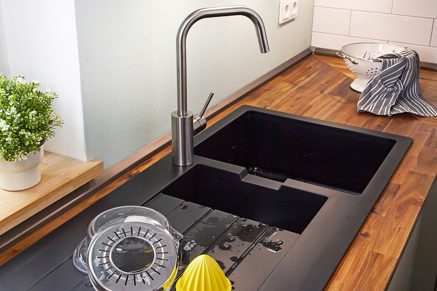 Ny køkkenvask i komposit