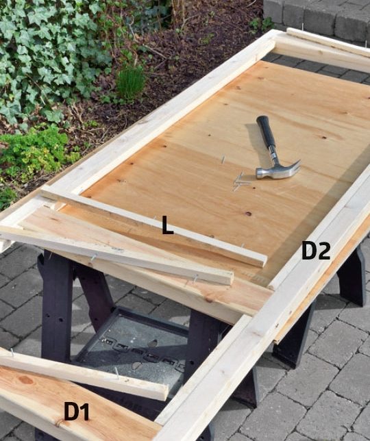 Dør til byg selv skur samles med skruer