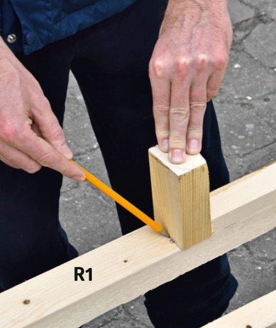 Pihavaraston neljän seinän mittaaminen