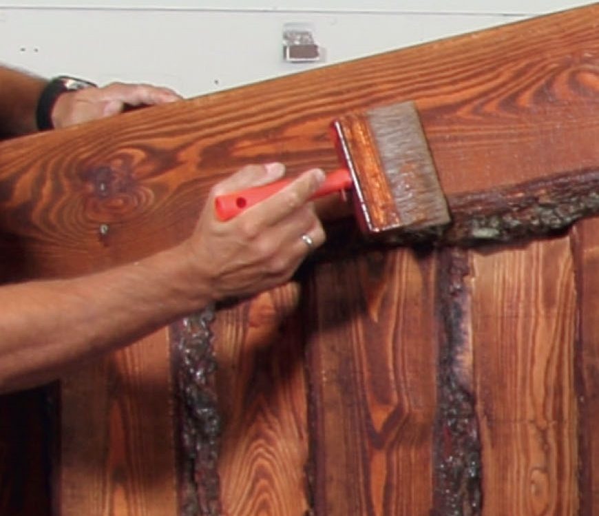 Byg selv shelter behandles med træolie