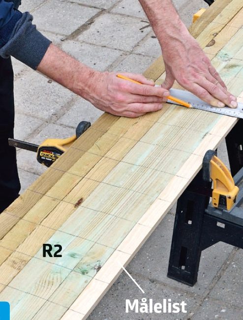 Marker på lektene til utebod byggesett