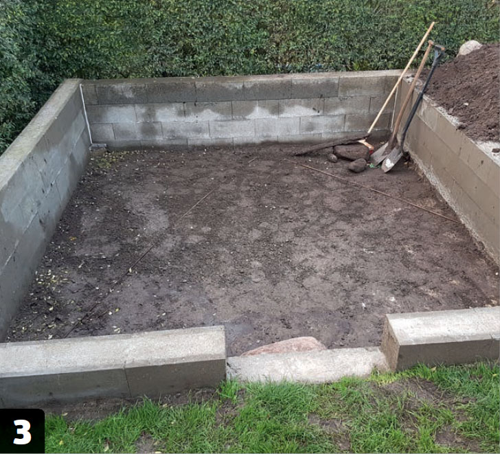 Bygg drivhus med skråtak