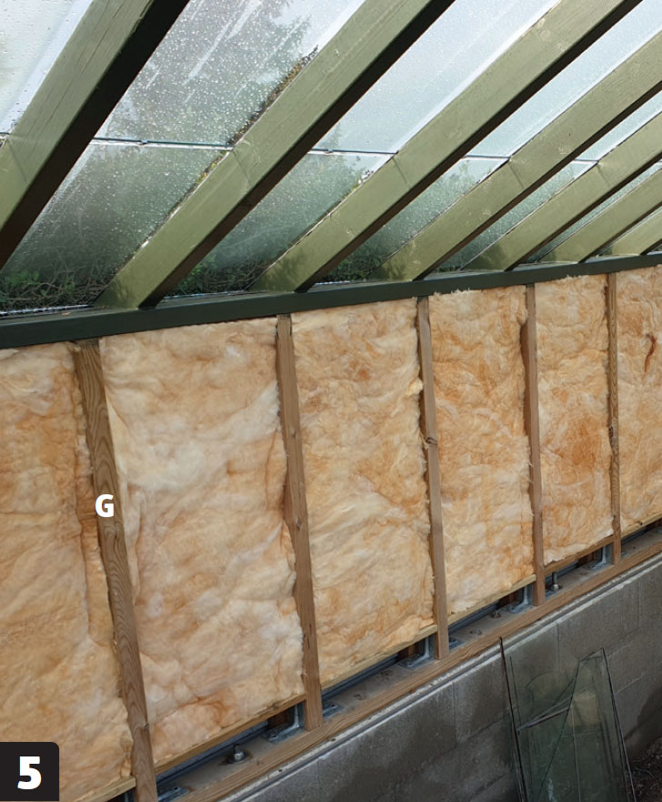 Bygga orangeri av gamla fönster