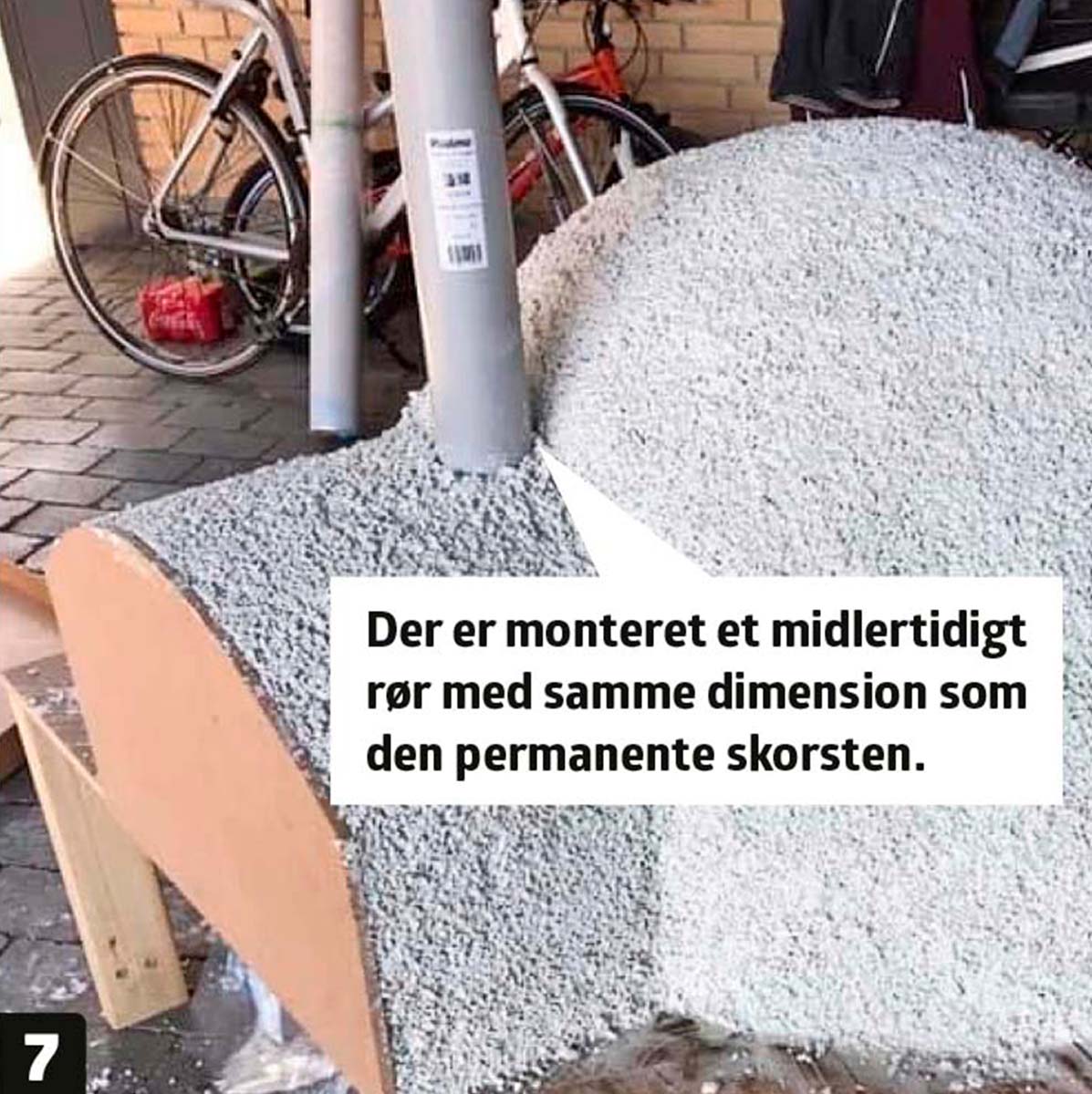 Midlertidigt rør til pizzaovn demonteres