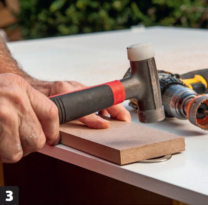 Byg selv garderobeskab på mål af mdf