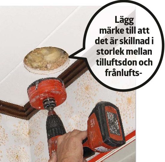 Borra hålet till värmeflyttare med en hålsåg