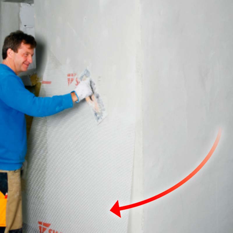 Tukeva pohjalaasti levitetään eristeen päälle