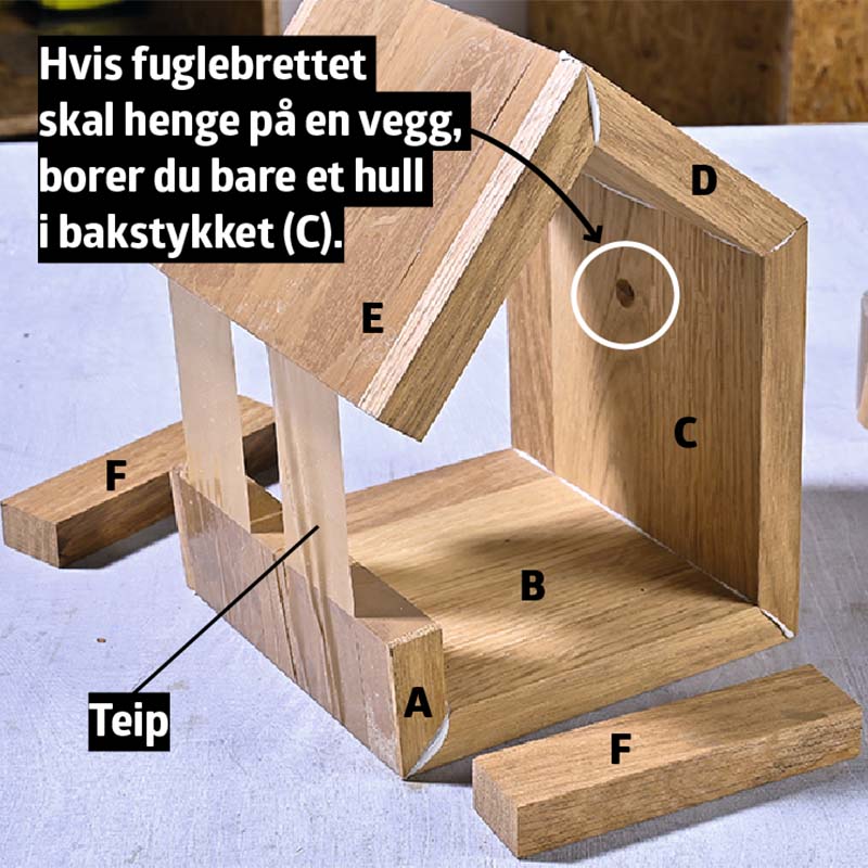 Hjemmelaget fuglebrett med tak
