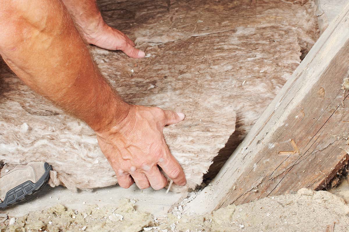 Isolera vinden - utan att behöva använda handskar